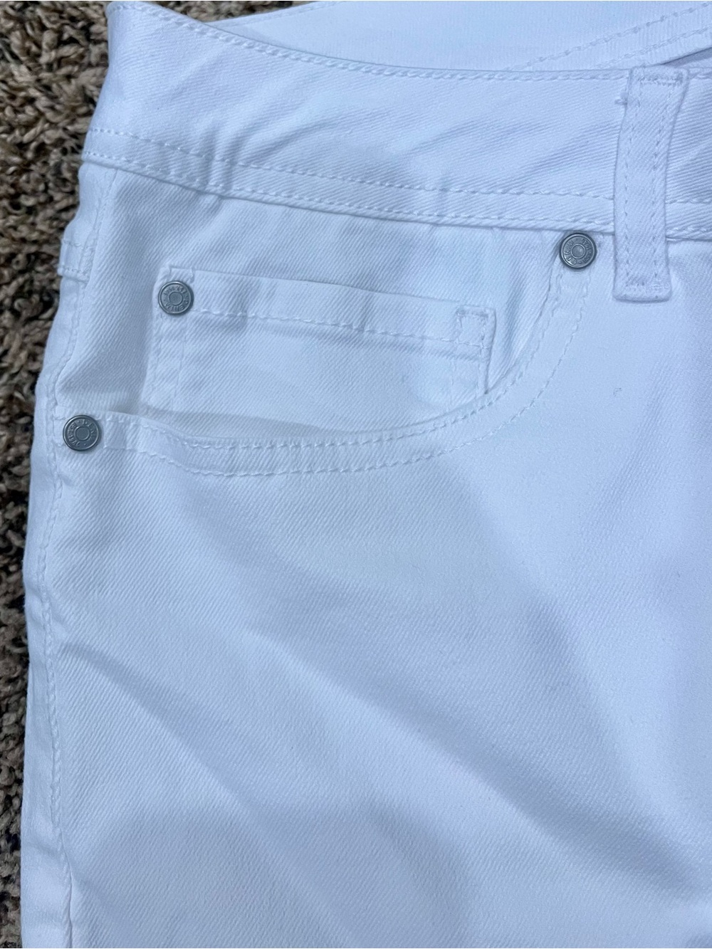 C Denim The Curvy Jean White Distressed Capri Jeans Women’s 22W Plus Size NWT - Picture 4 of 7